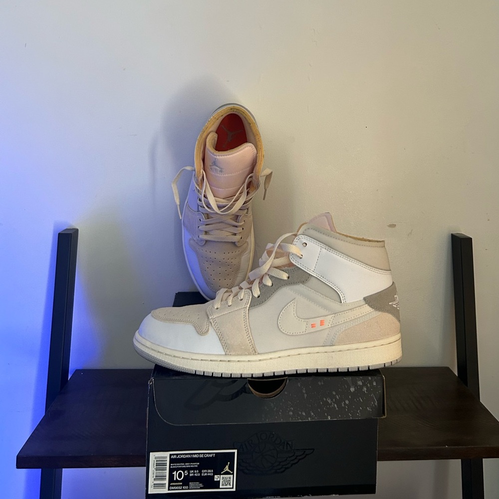 Air Jordan 1 Mid SE Craft  | 10.5 | white grey